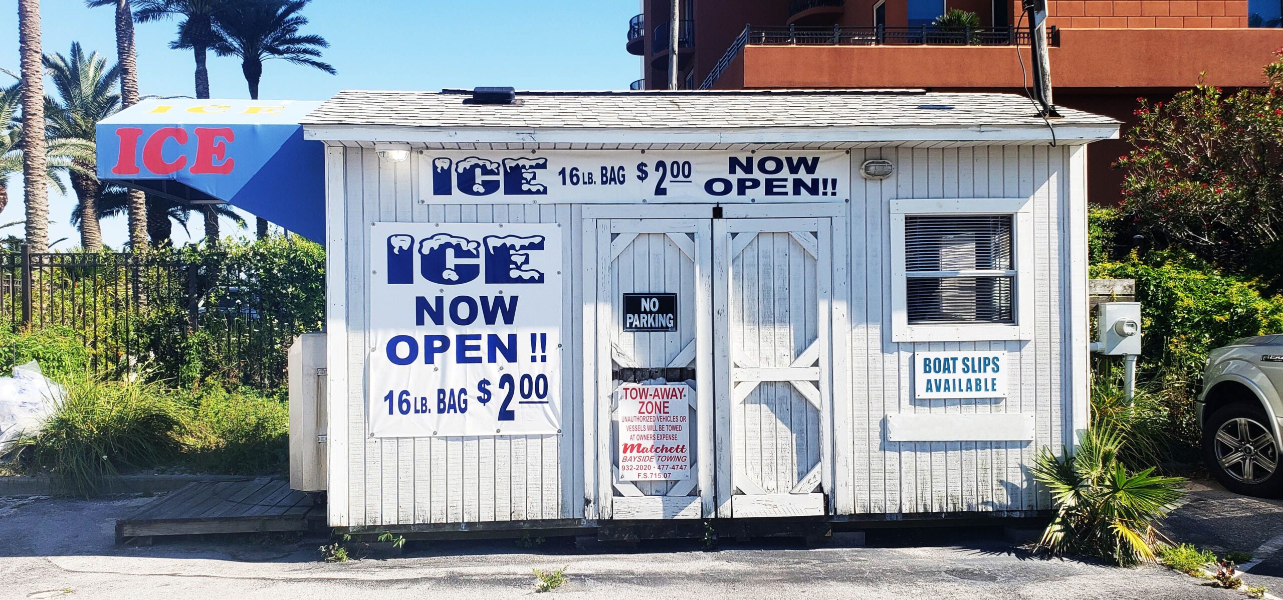 IM1500 Ice and Water Vending Machine | Kooler Ice